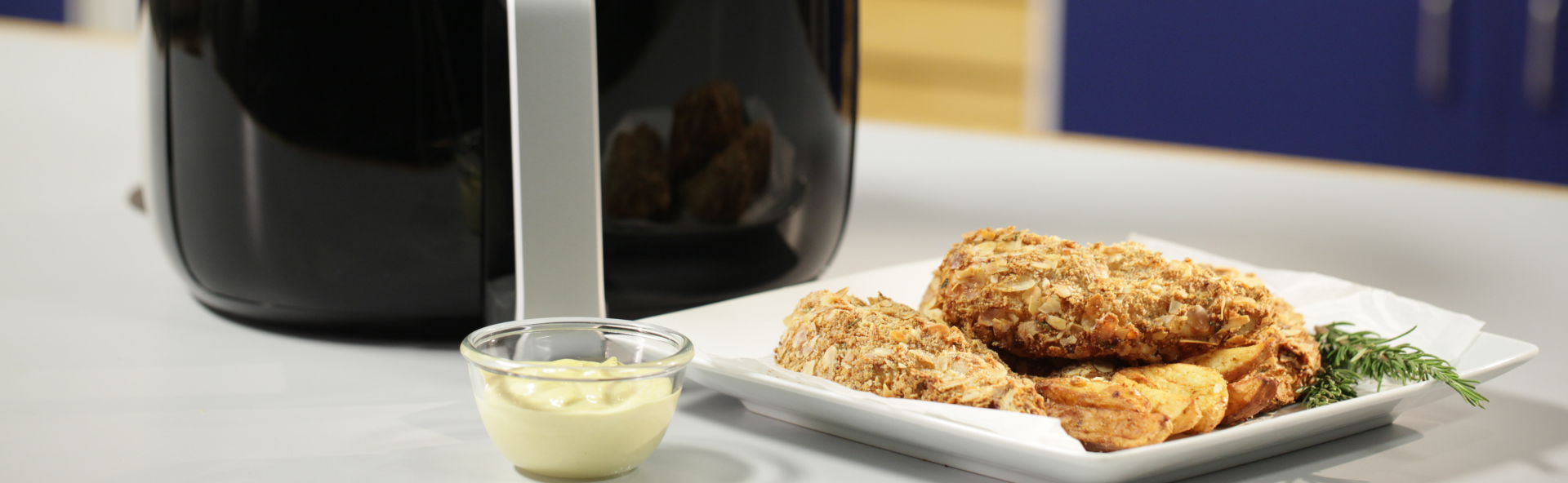 Crispy almond chicken